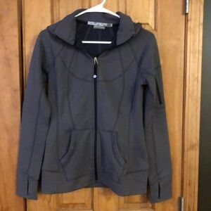 Athleta women’s zip up sweatshirt